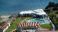 zwembad nieuwe hotel aan Dessimi Baai